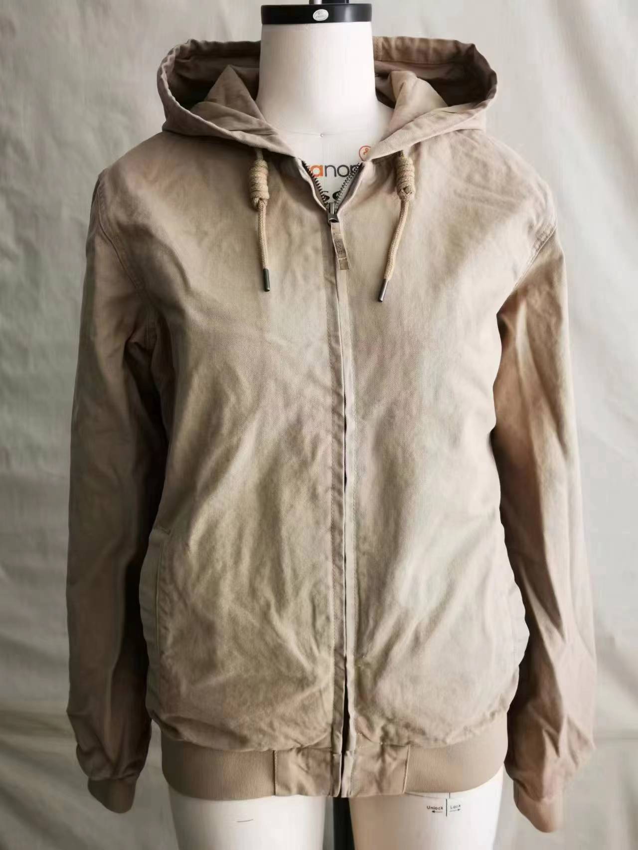 成衣染色外套_青島紡聯(lián)集團(tuán)進(jìn)出口有限公司